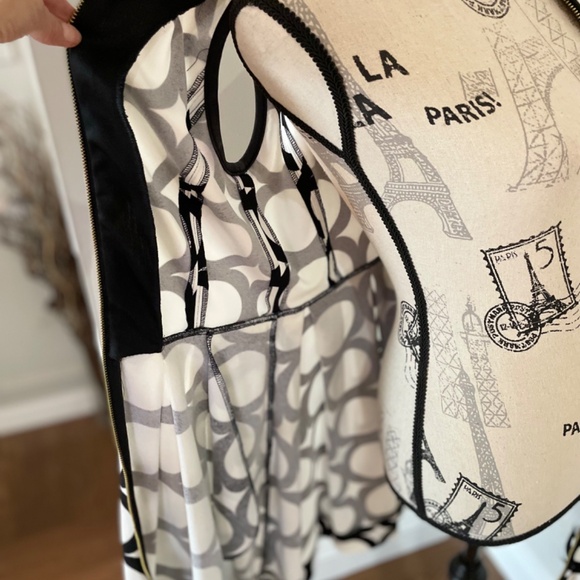 Boston Proper Fit and Flare Dress with Pockets - Picture 3 of 9